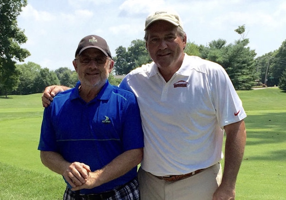 Patient undergoes bilateral knee replacement and returns to golf