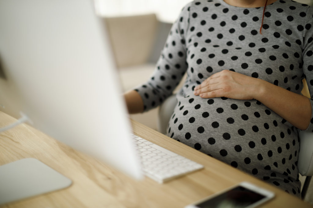 What helps carpal tunnel during pregnancy?